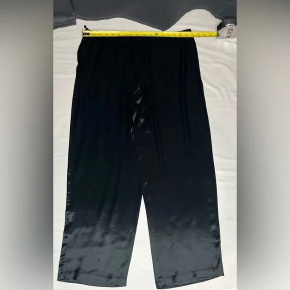 JF silk like outfit. - Picture 11 of 14